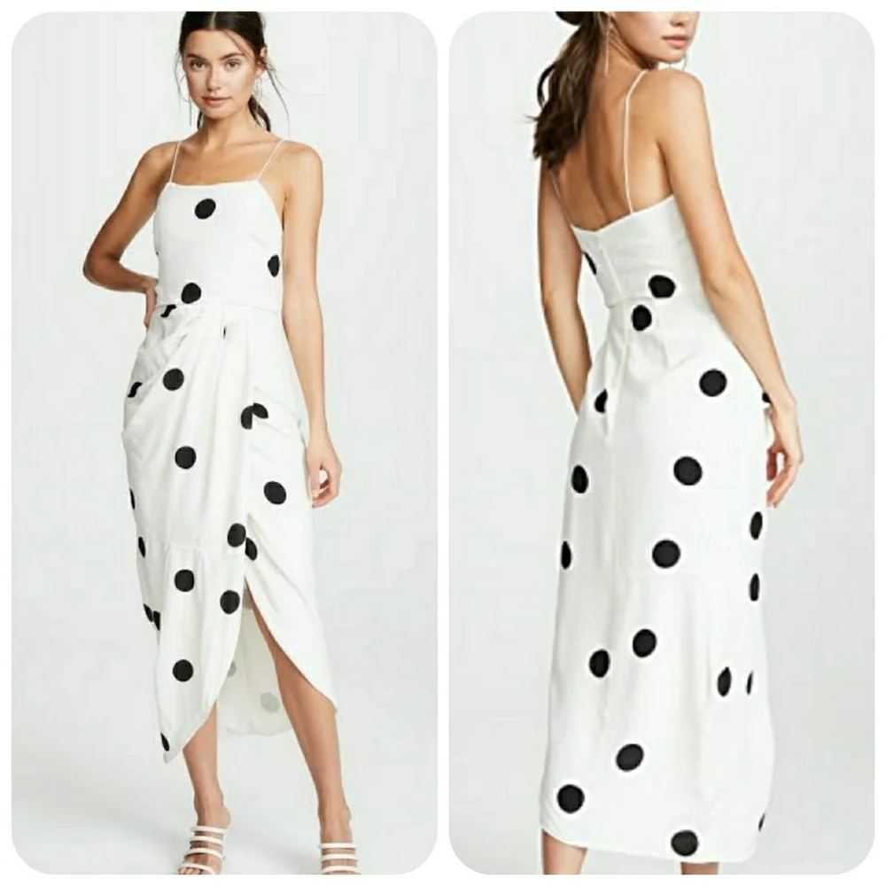 Dereh Crepe

Pleating at front

Polka-dot print - Picture 13 of 13